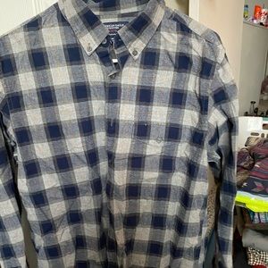 American eagle button down